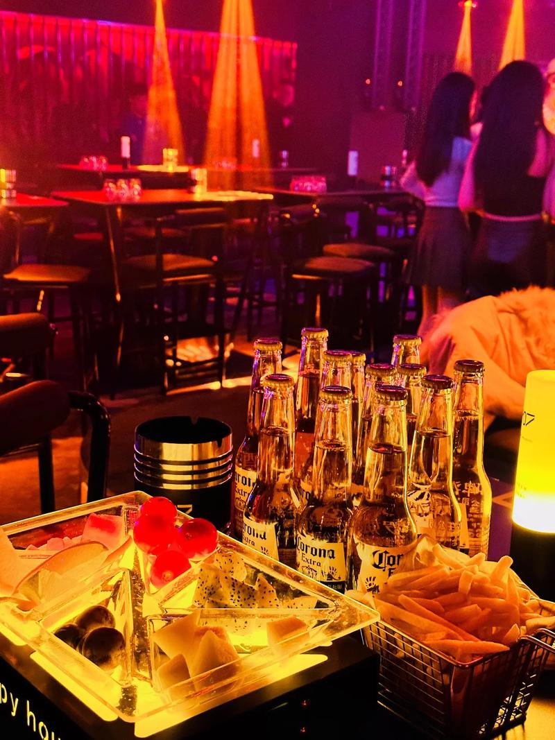 商务ktv新玩法创意点亮商丘夜生活-睢县ktv预订